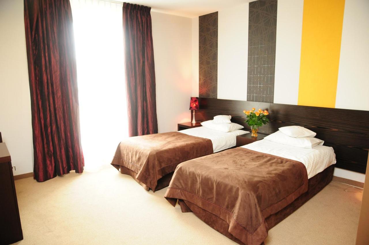 Hotel ניפולומיצה מראה חיצוני תמונה