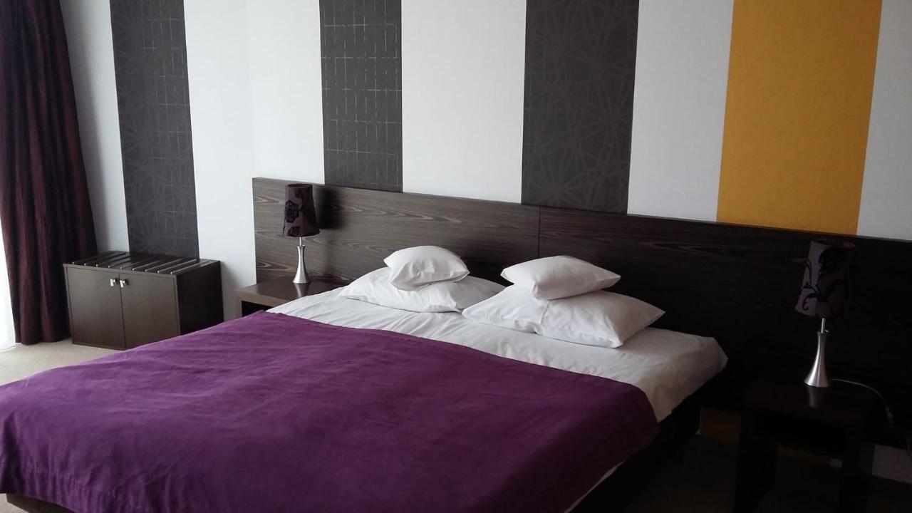 Hotel ניפולומיצה מראה חיצוני תמונה
