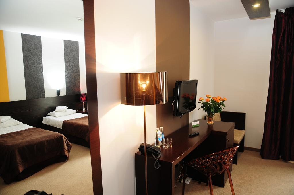 Hotel ניפולומיצה מראה חיצוני תמונה